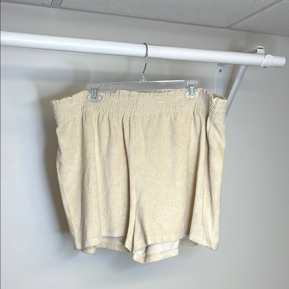 NWT H&M Terrycloth‎ Cream Shorts- 2X